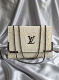 Ivory white embossed flap chain shoulder bag for women luxury style 2 in 1 gunmetal chain handbag 2026