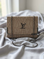 Khaki beige embossed flap chain shoulder bag for women luxury style 2 in 1 black gunmetal chain handbag 2026 Royal Nexus
