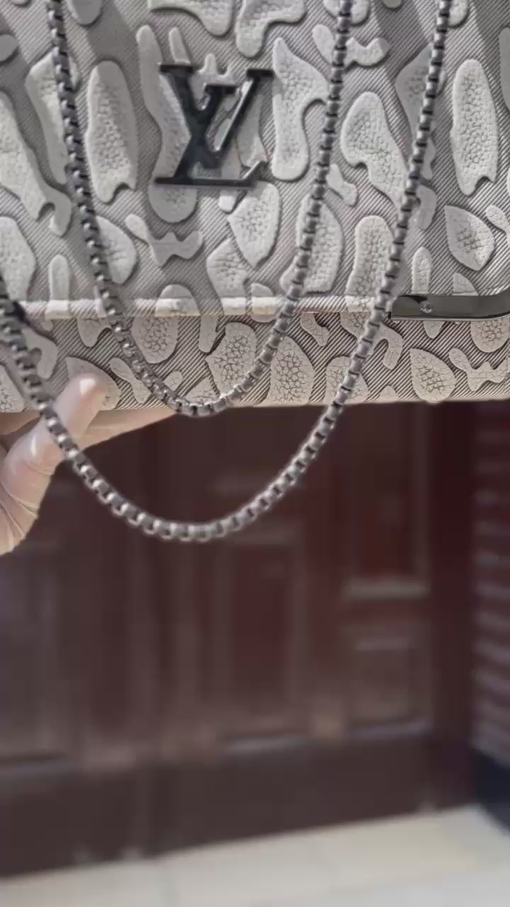 Grey white embossed flap chain shoulder bag for women luxury style 2 in 1 black gunmetal chain handbag 2026 Royal Nexus