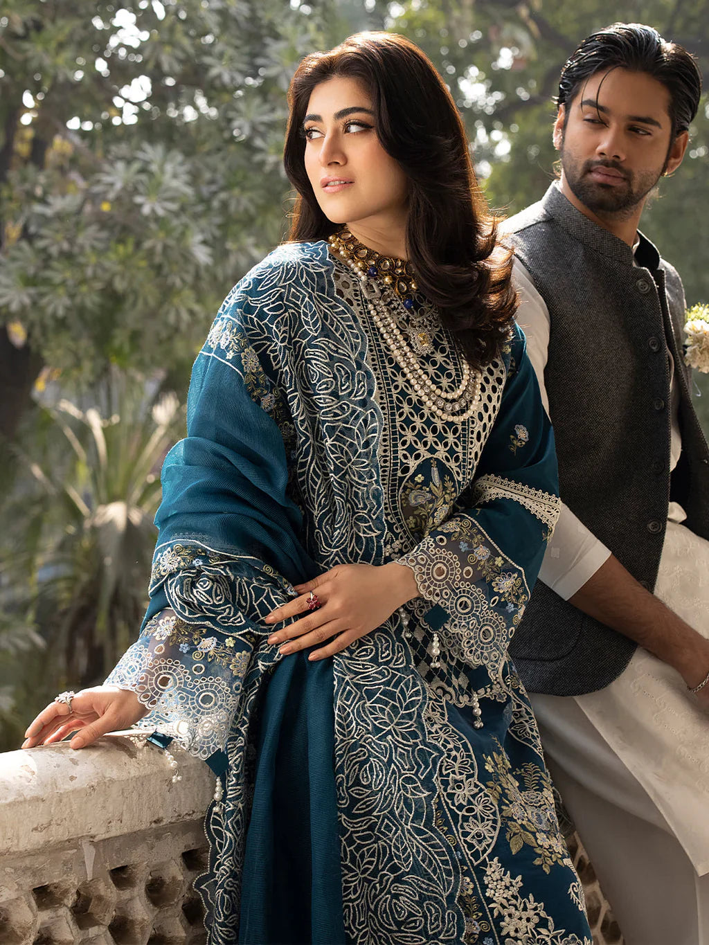 Elegant Pakistani embroidered 3 piece lawn dress